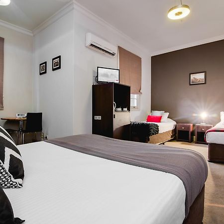 Royal Hotel Gympie Luaran gambar