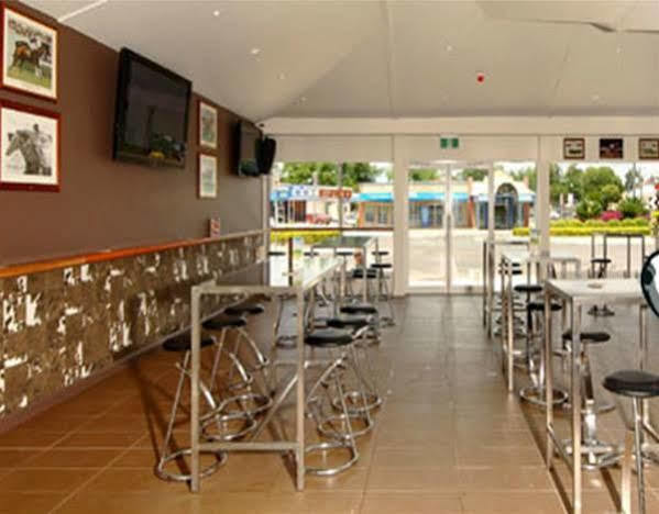 Royal Hotel Gympie Luaran gambar